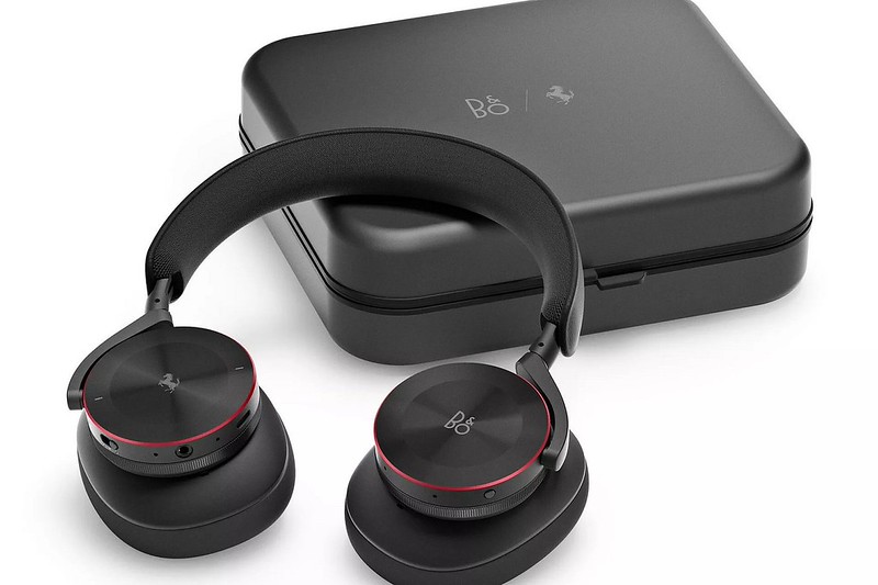 フェラーリがハイエンド・オーディオ機器メーカー、バング＆オルフセン