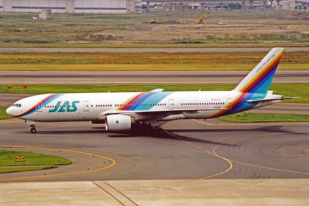 航空機・ヘリコプター JAS B777-200 JA007D Rainbow 航空機