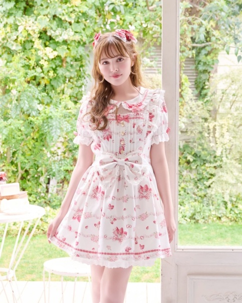 Creamy Berry柄ワンピース ｜ LIZ LISA（リズリサ）公式通販 ｜ Tokyo