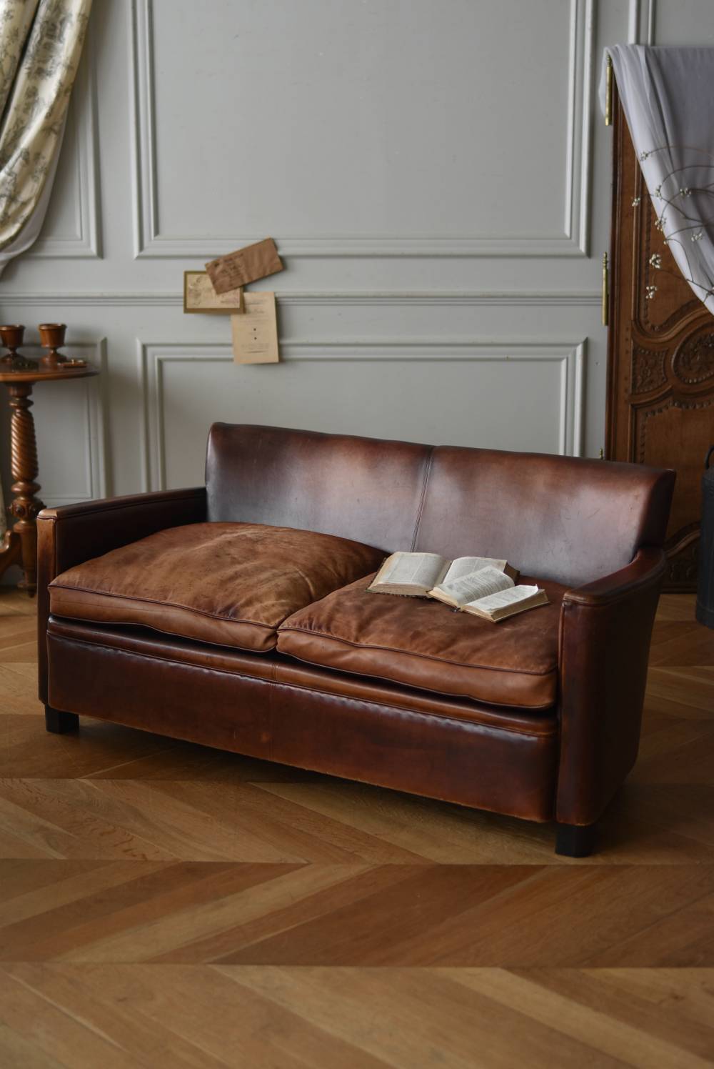 レザーソファ.2シーター フランスアンティーク家具 レザーソファ 2人