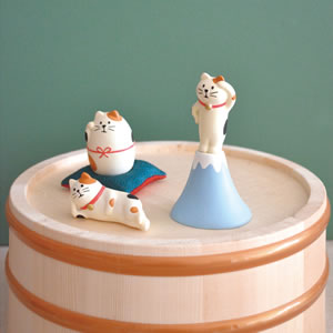 デコレ（DECOLE）コンコンブル ゴロ寝 三毛猫【インテリア雑貨