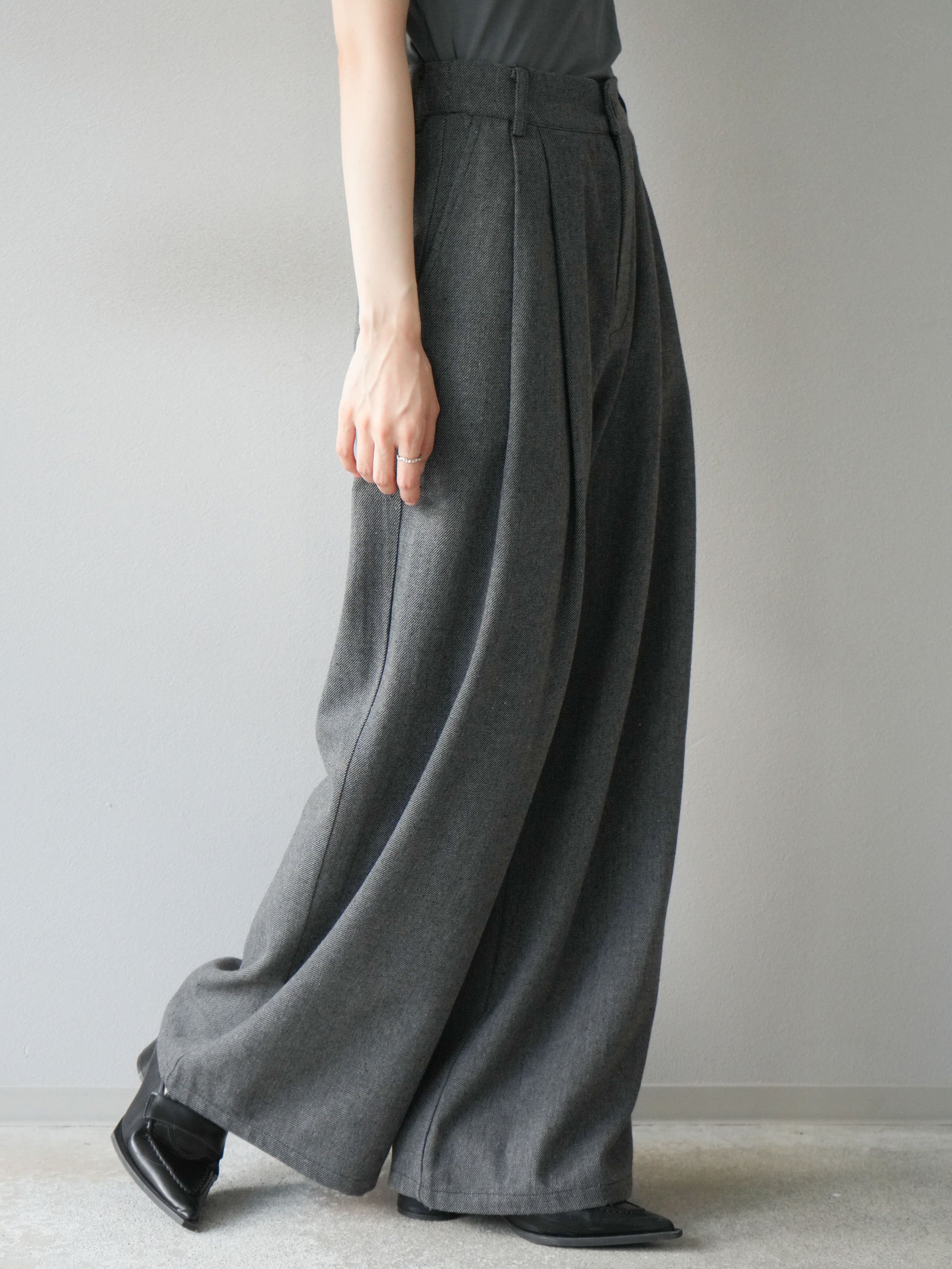 予約]ツイードタッチタックワイドパンツ/ダークグレー – Lumier
