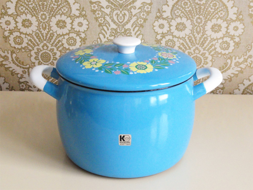 コクムス/KOCKUMS/ホーロー両手鍋/花柄/水色/北欧雑貨セレクトショップ