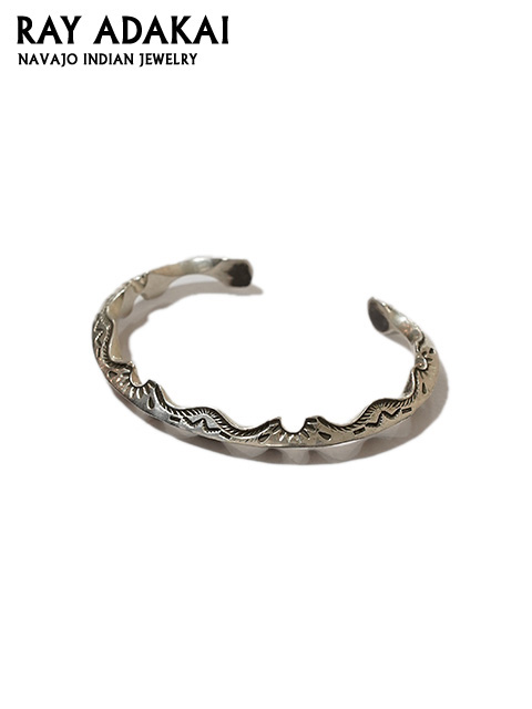 RAY ADAKAI（レイアダカイ） 】 ジグザグブレスレット [ Zigzag