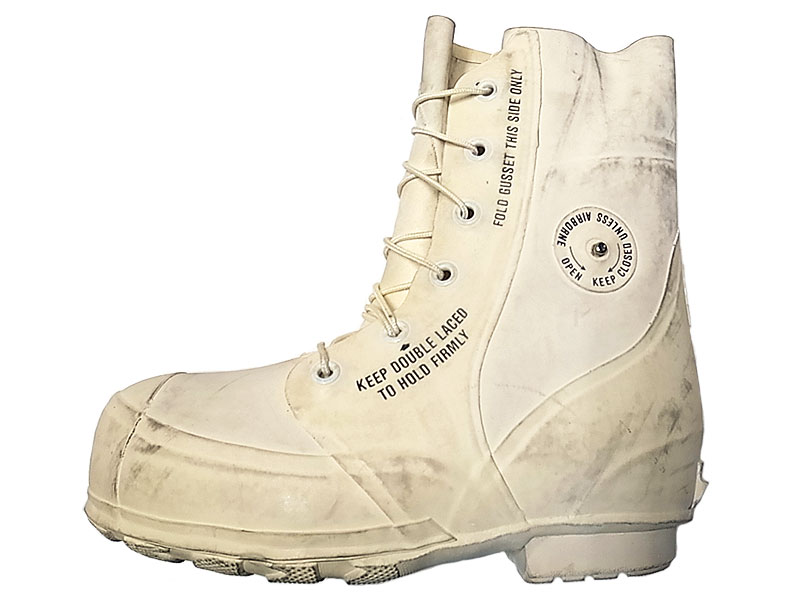 US Military Bunny Boots with VALVE ECW RUBBER INSULATED NOS ヤケ有