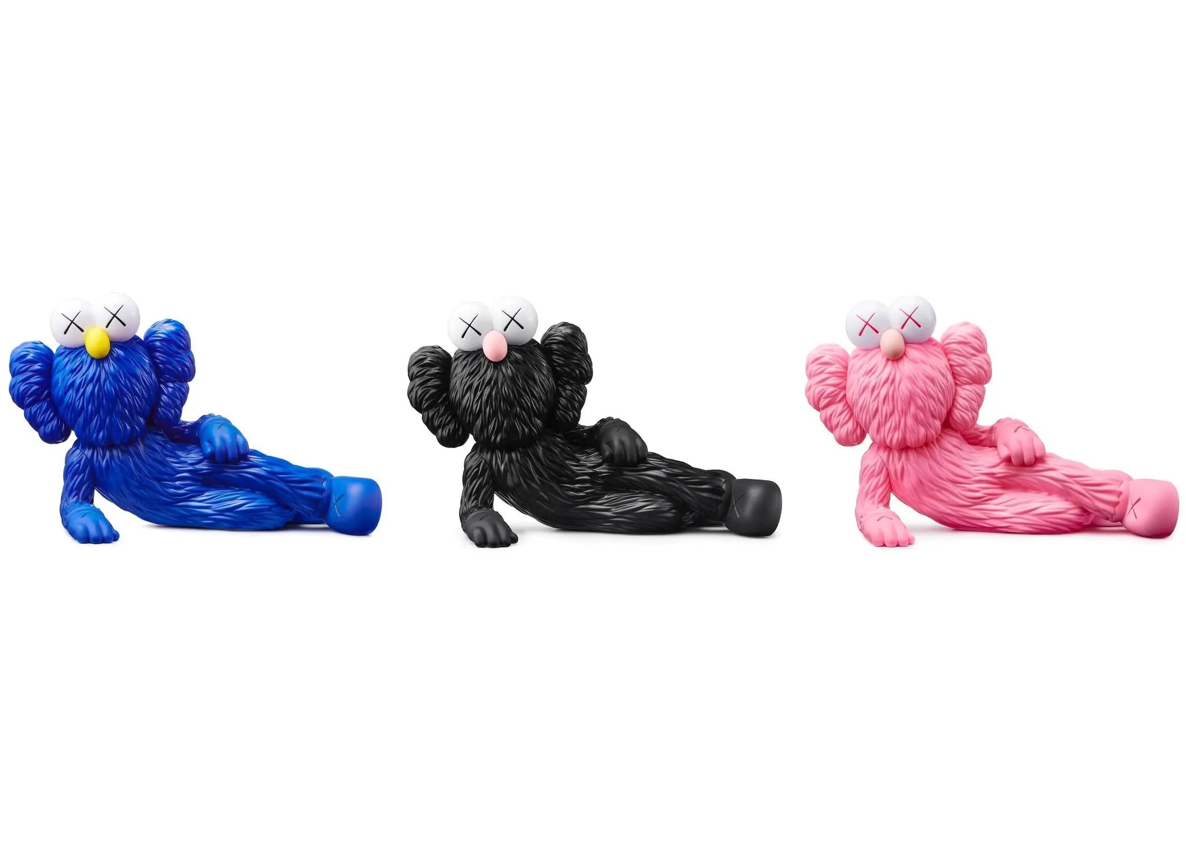 KAWS – Set of 3 Time Off (2023) | Open Edition Vinyl Sculpture Set