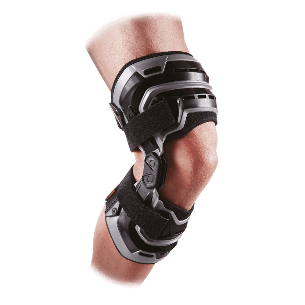 Shop McDavid Elite Bio-Logix™ Knee Support Brace [4200] | McDavid EU