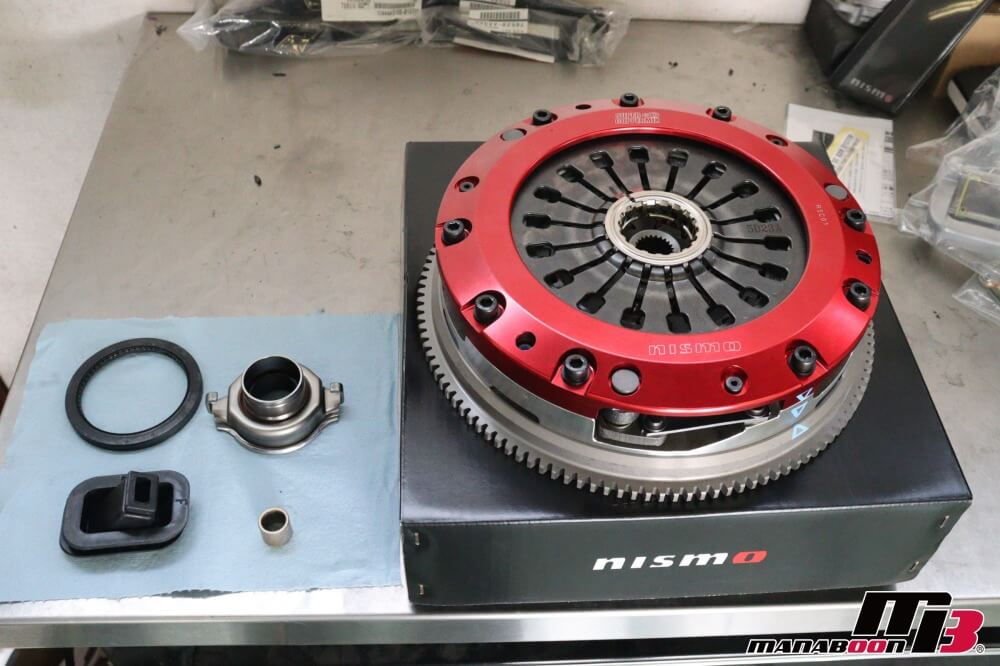 BCNR33】スカイラインGT-Rのクラッチ交換です。② | パーツ | MANABOON