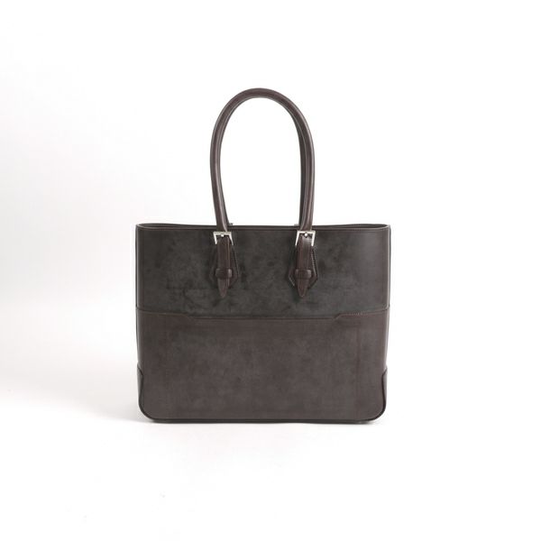 万双のトートバッグ