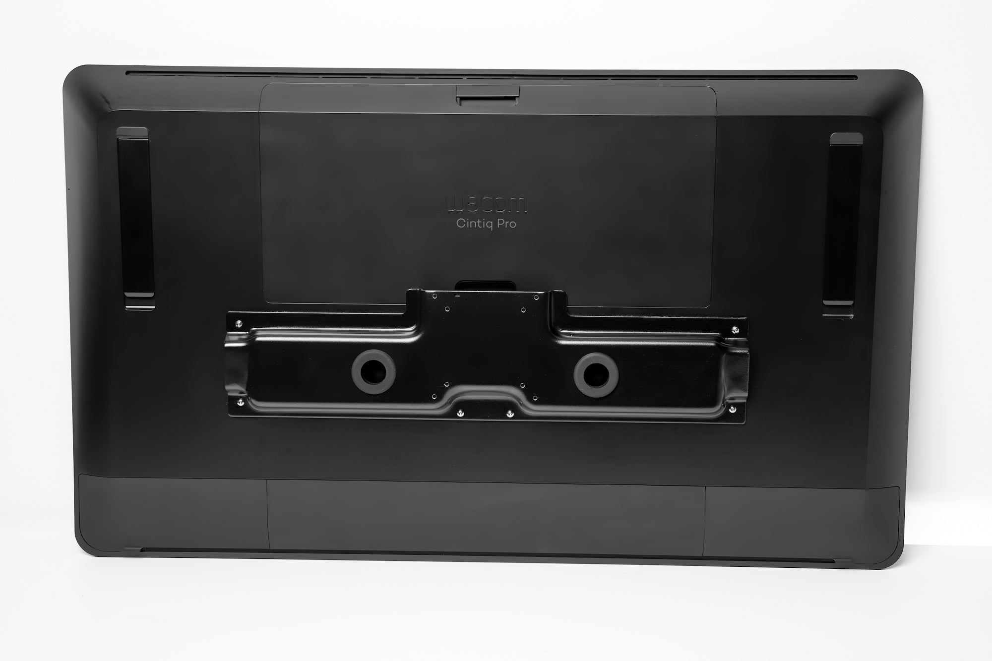 Wacom VESA Mount for Cintiq Pro 24/32 ACK62804K – MacHollywood