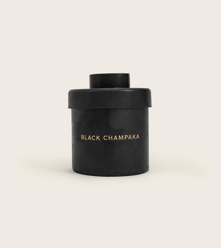 Niche perfumed candles -MAD et LEN