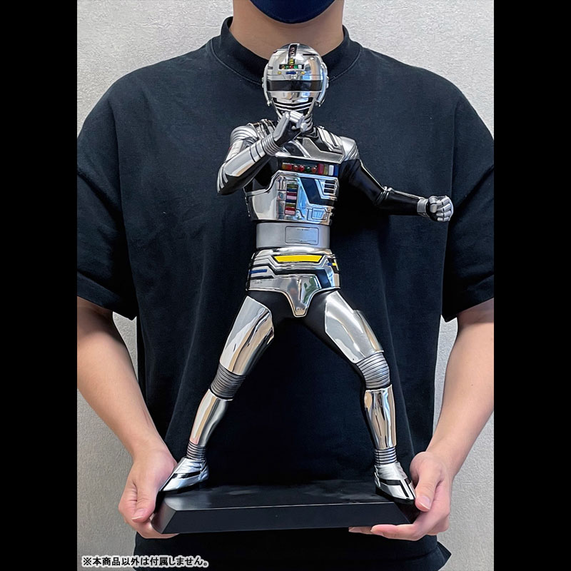 電子ギミック搭載！昭和57年放送「宇宙刑事ギャバン」が巨大フィギュア