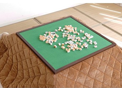 ドンキは麻雀マットが弱い！こたつを雀卓に変える天板でぬくぬく麻雀