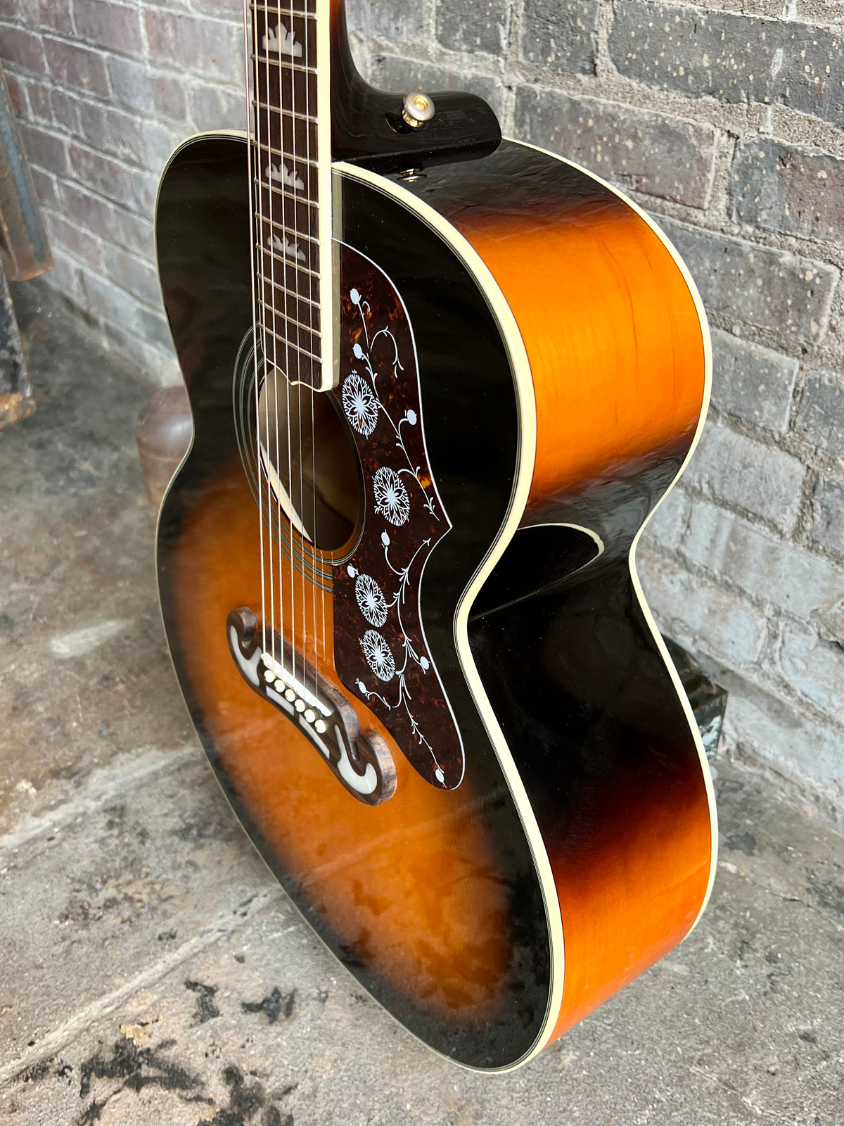 2010 Epiphone EJ-200/VS