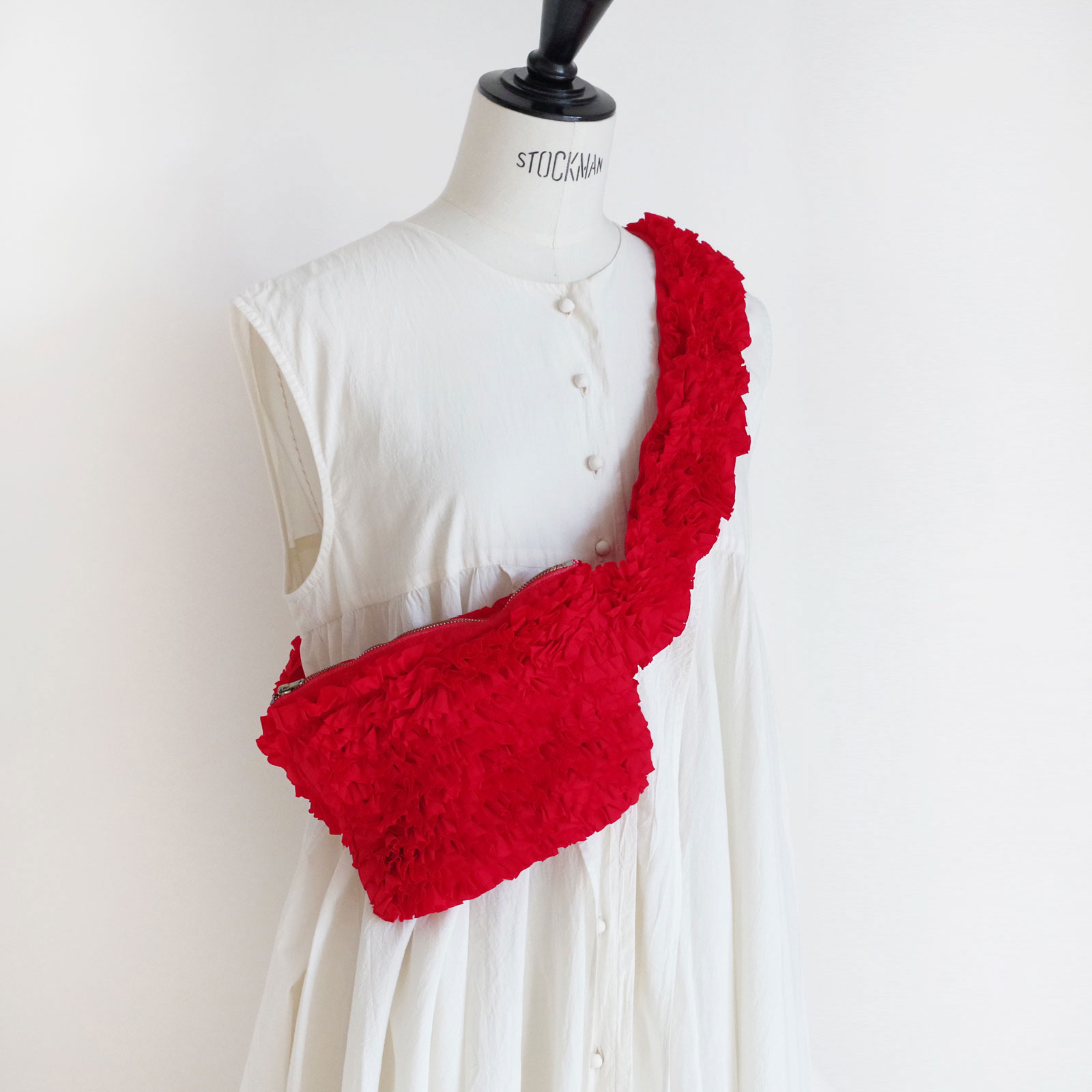 R&D.M.Co- オールドマンズテーラー : GARMENT DYE TYPEWRITER FRILL