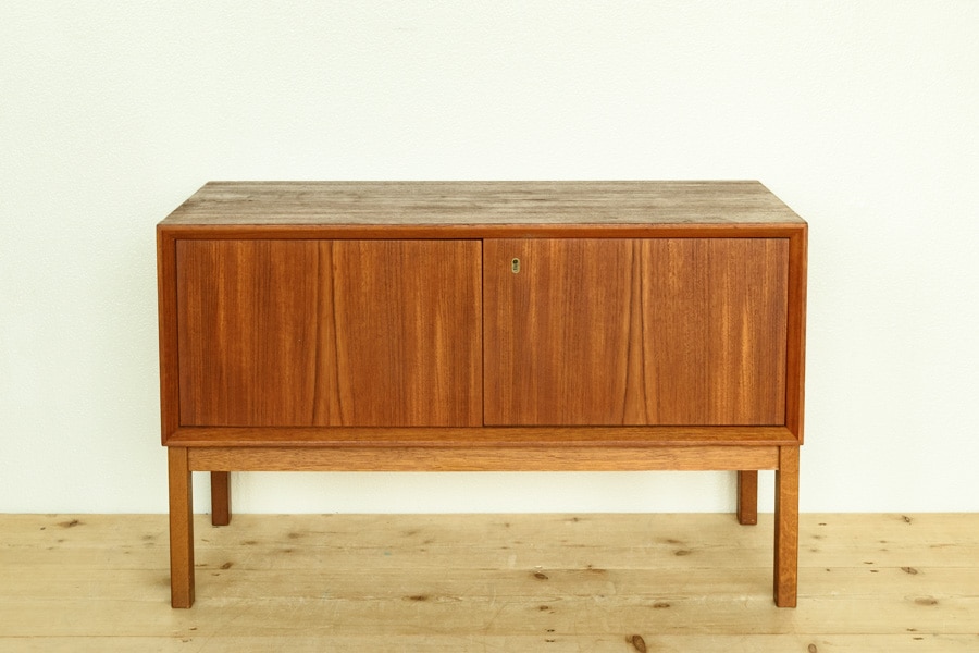 北欧家具 通販 デンマーク製 ビンテージ キャビネット