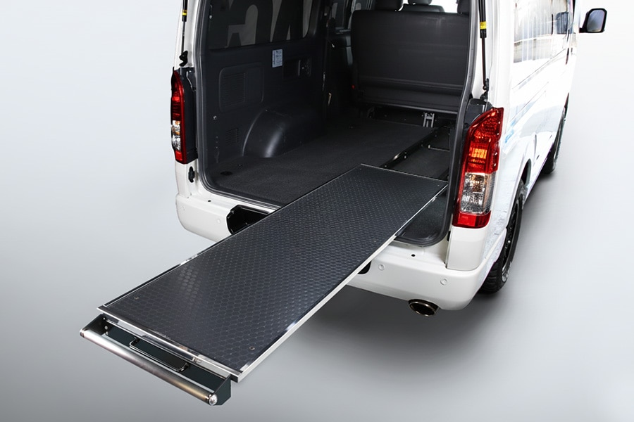 ハイエース スライドフロア セパレートタイプ -ハイエース200系専門店