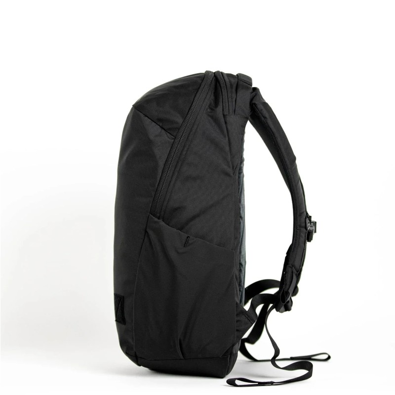 当日出荷可] EVERGOODS CHZ26 - Civic Half Zip 26L Solution Black