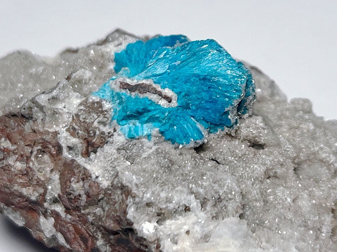 インド産カバンサイト(スティルバイト,ヒューランダイト共生)