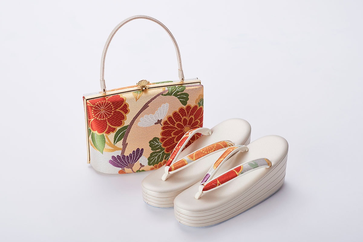草履バッグセット 成人式 振袖用帯地 「白梅謹製」 | 草履バッグセット