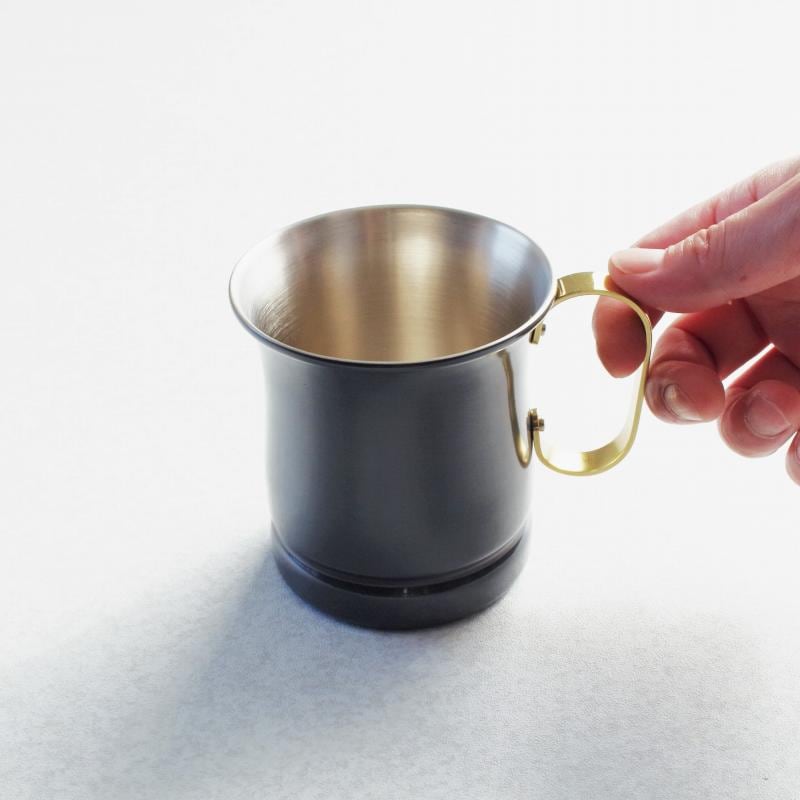 真鍮製？のアンティークな珍品 拡大鏡とフリーカップ2点セット