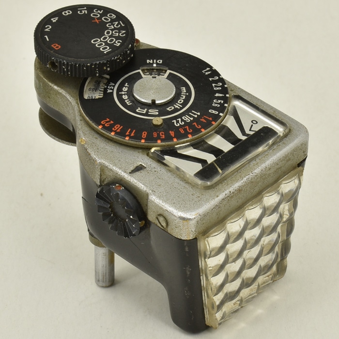 中古カメラ機材の通販専門店 Antiquary（アンティクアリィ）