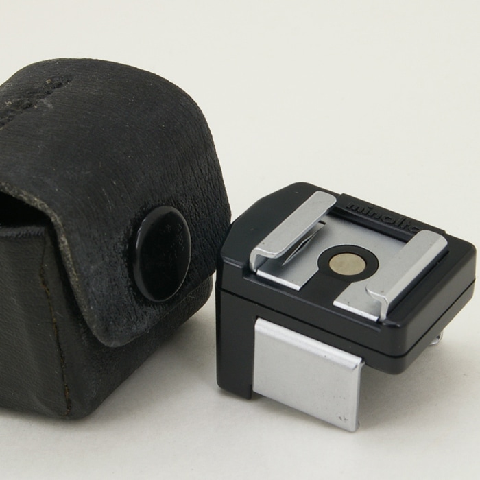 中古カメラ機材の通販専門店 Antiquary（アンティクアリィ）