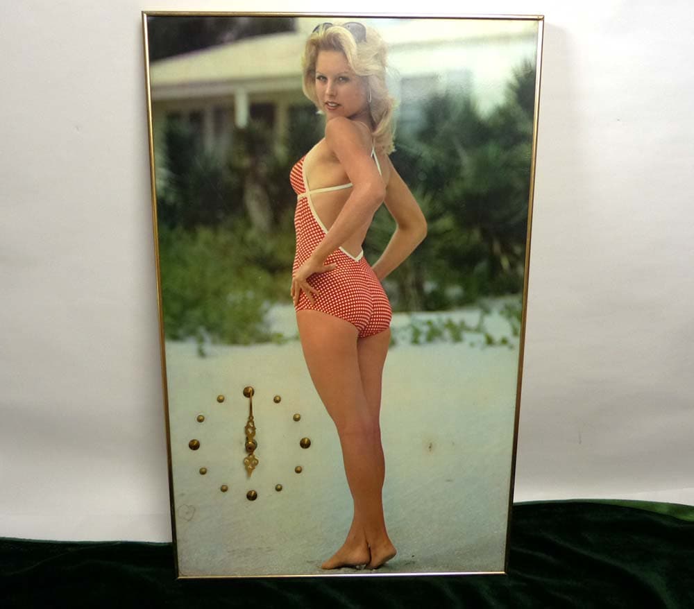 ローラ・ボー 女子プロゴルファー 水着 / 時計【中古】｜インテリア