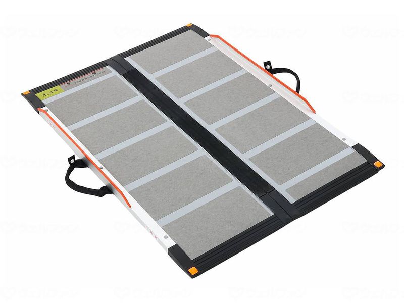 ケアスロープ 二つ折りタイプ （幅70cm×長さ100cm