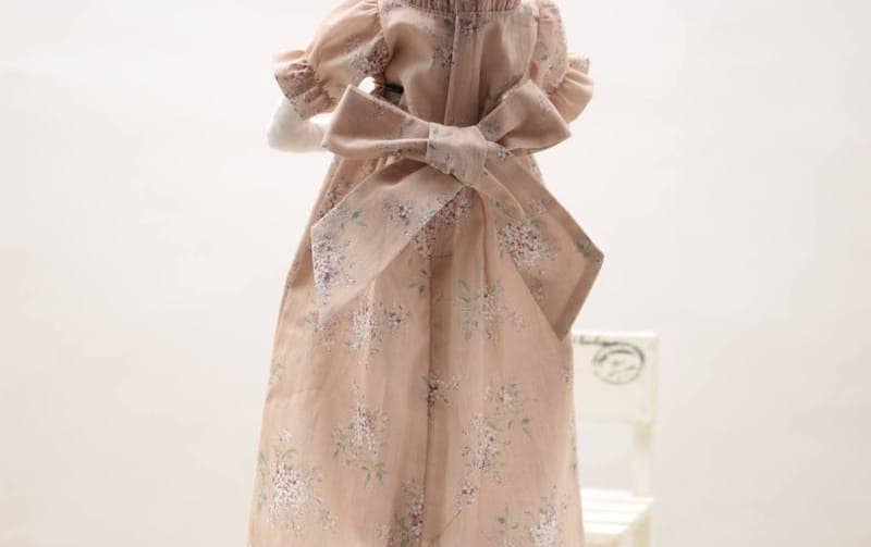 着せ替え用】 ブーケ柄 サッシュワンピース/ アミブルージュ