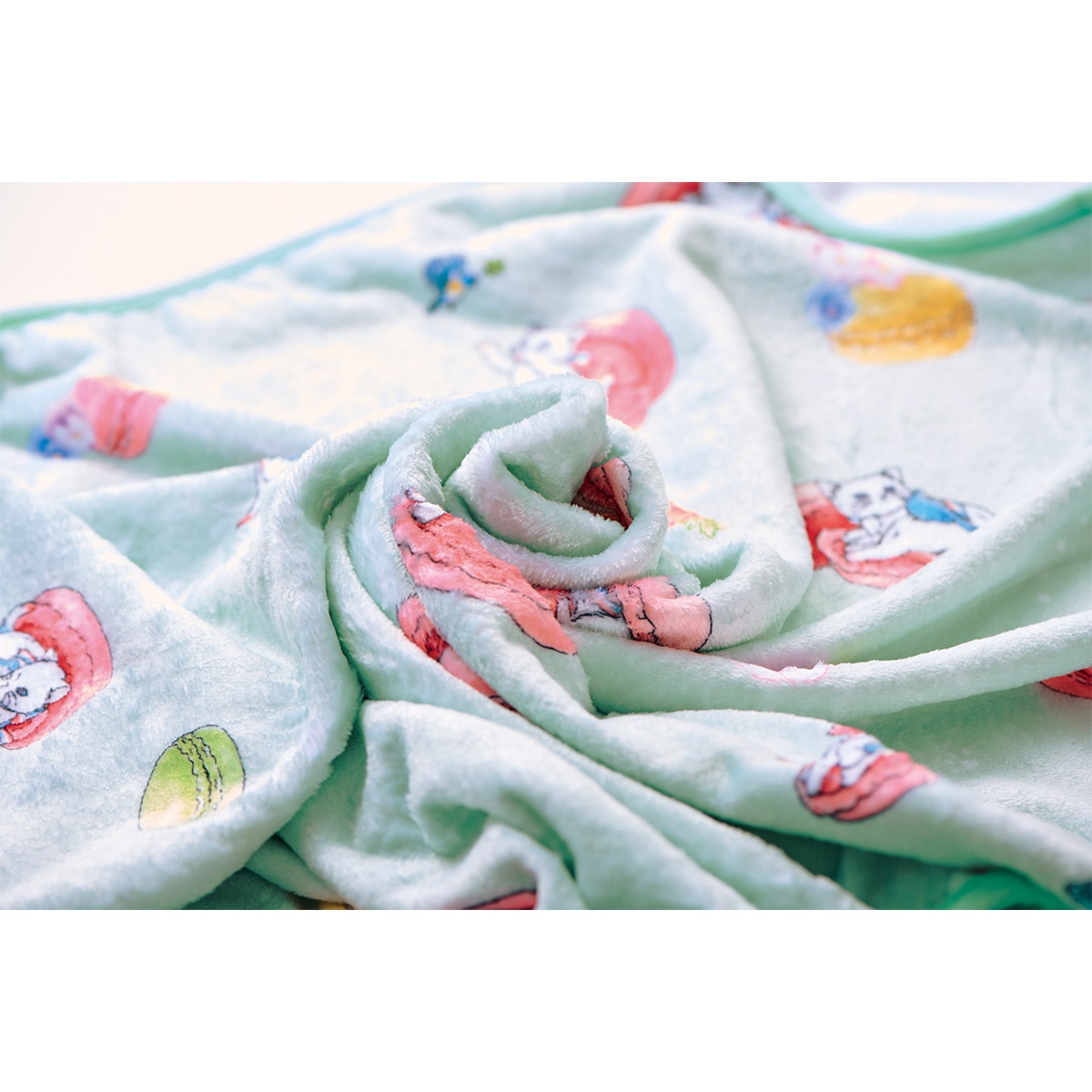 ジョセフィーニャ ブランケット | すべての商品 - ダロワイヨ公式