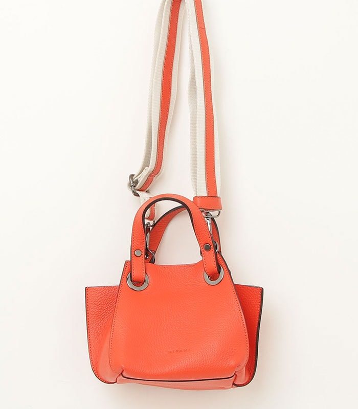 RIPANI】バイカラーショルダーベルト付牛革シュリンク加工トートバッグ