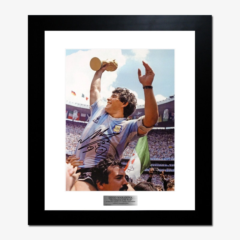 マラドーナ直筆サイン入りアルゼンチン代表1986フォト特製フレーム入り