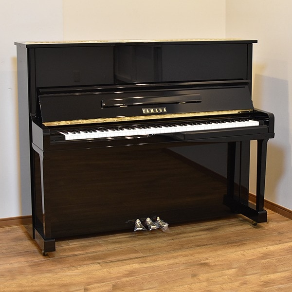 YAMAHA U10A