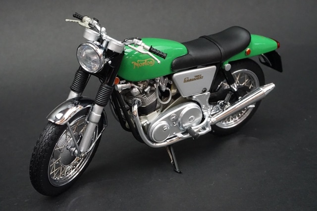 1/12 ミニチャンプス 122132000 ノートンコマンド 750 ファストバック