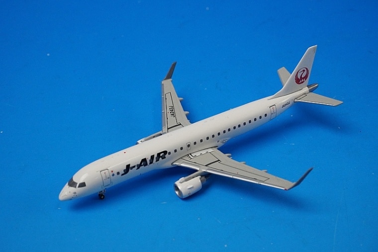 1/400 エンブラエル190 J-AIR ジェイエア JA242J ［XX4708］ JC