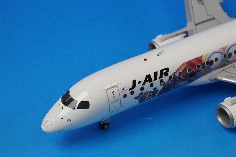 1/200 エンブラエル190 J-AIR ジェイエア ミニオンジェット JA248J