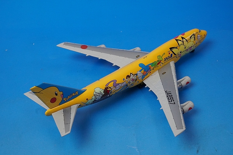 1/400 B747-400 ANA ポケモン ピカチュウジャンボ JA8957 [NH40010