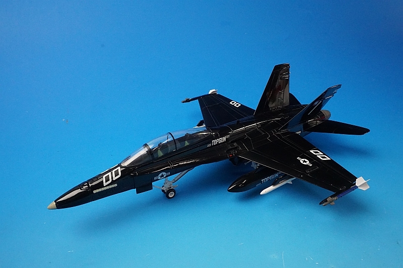 1/48 F/A-18B ホーネット Top Gun/トップガン ［B11B203］ ARMOUR