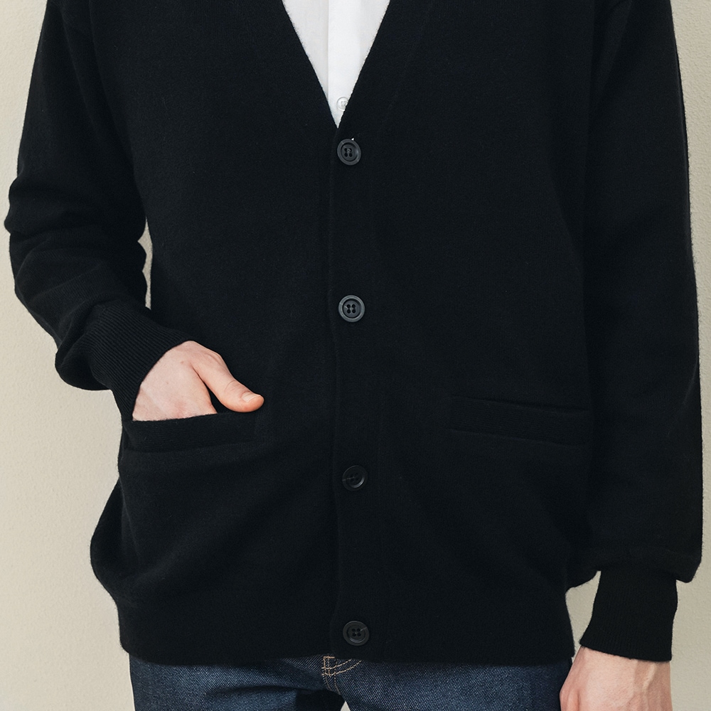 カシミヤ100％ Vネックカーディガン | Item,Knit | FUKAKINET