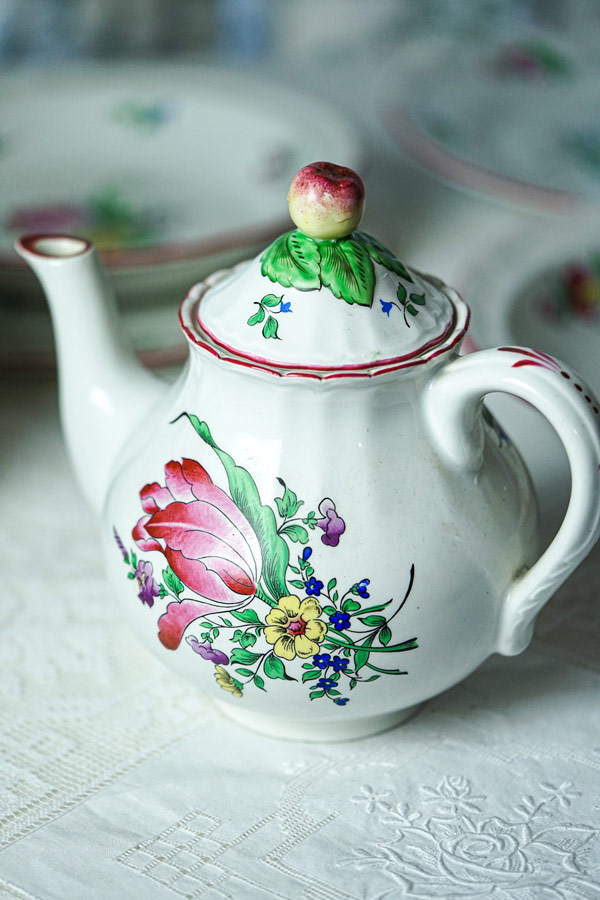 フランスのリュネビルK&Gの手描ボタニカルコーヒーポットW24×H20cm