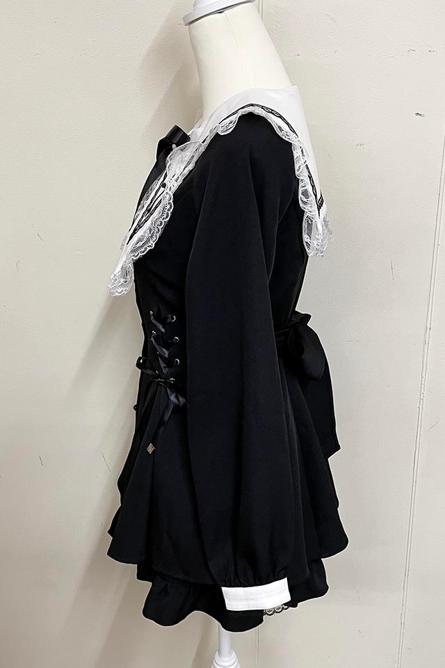 MA*RS】【二点セット】スピンドル付きクロス刺繍セットアップ