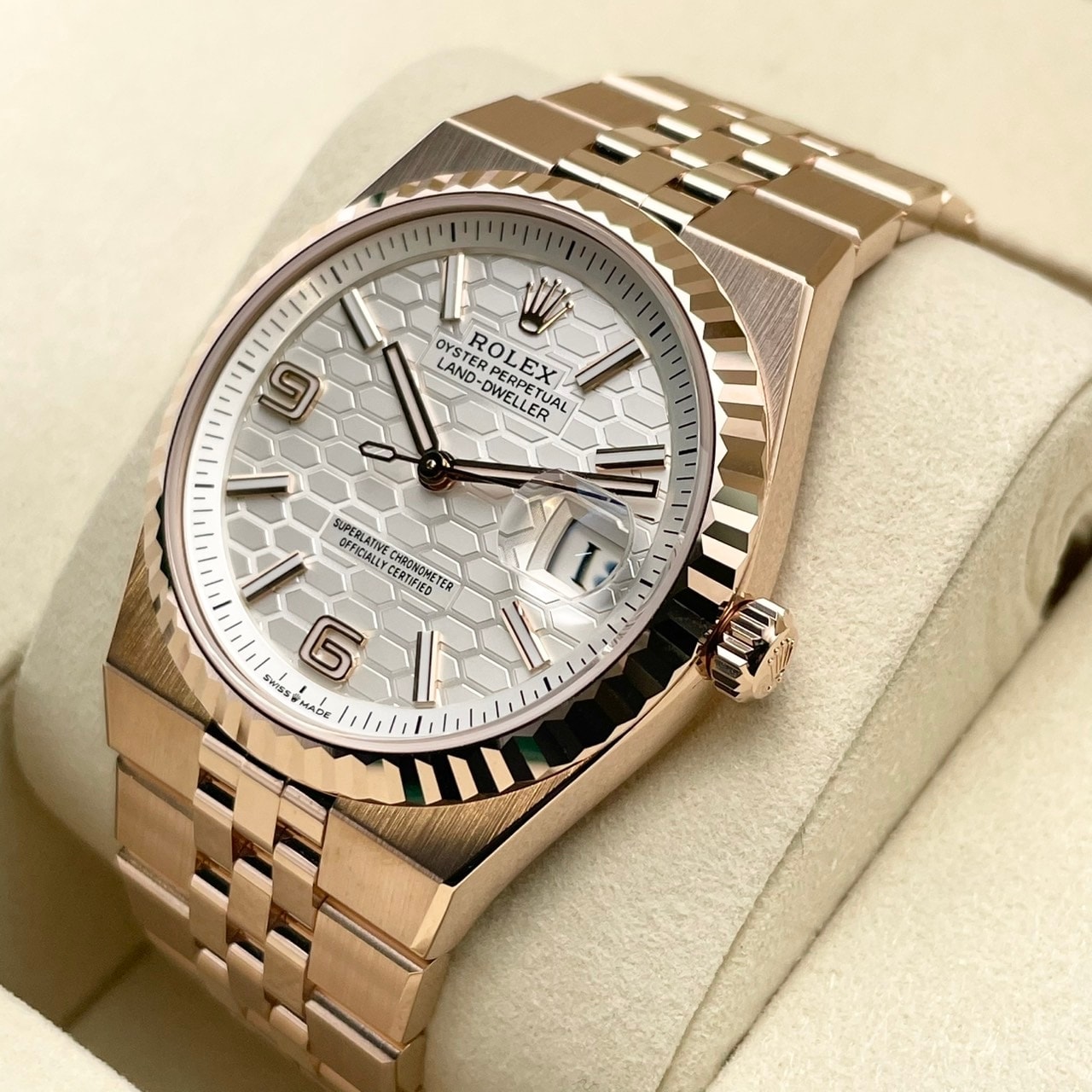 25年8月ギャラ！】ロレックス ランドドゥエラー 127235 インテンス