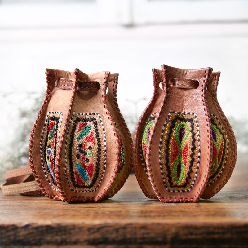 ラジャスタン刺繍レザーピッチャーミニバッグ【メール便可】｜マライカ