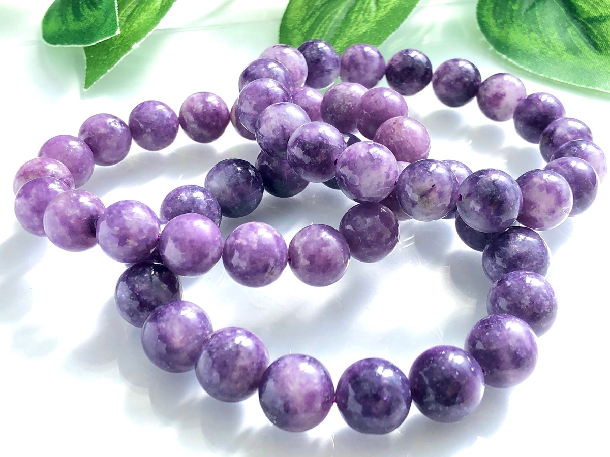 水晶共生☆天然石ブレスレット/レピドライトシリカ（mica/Lepidolite