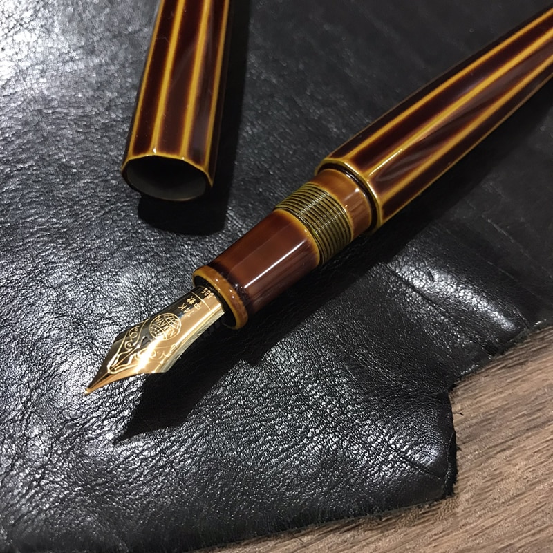 中屋万年筆 ナガサワ特別カラー 十角 シガー 朽葉溜 14K 漆塗り