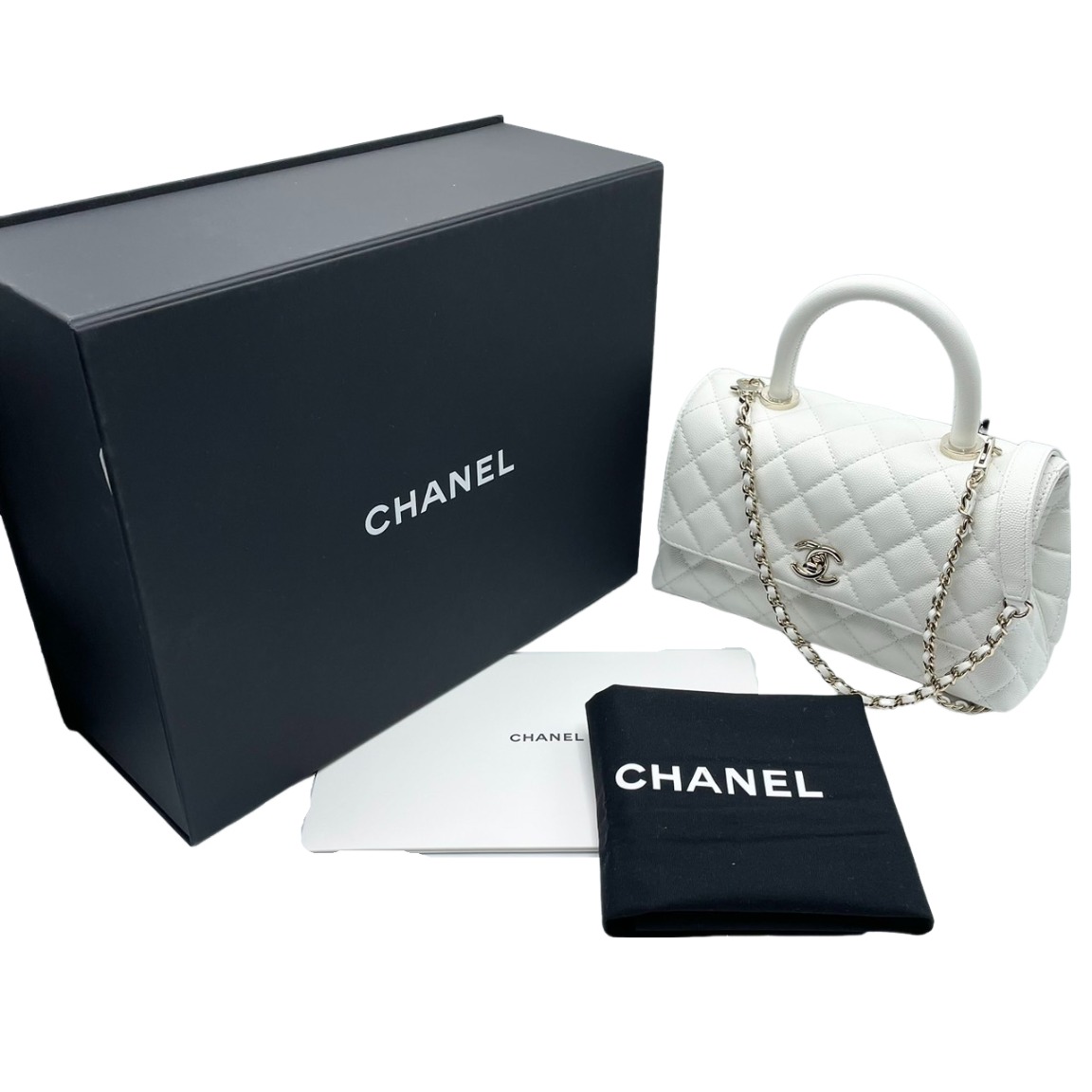 シャネル ココハンドルXS ホワイト キャビアスキン ｜ 商品状態：新品