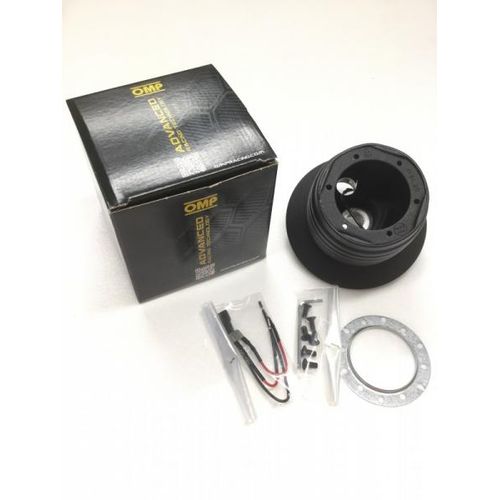 MOMOボス ALFAROMEO 147／159／GT／MITO