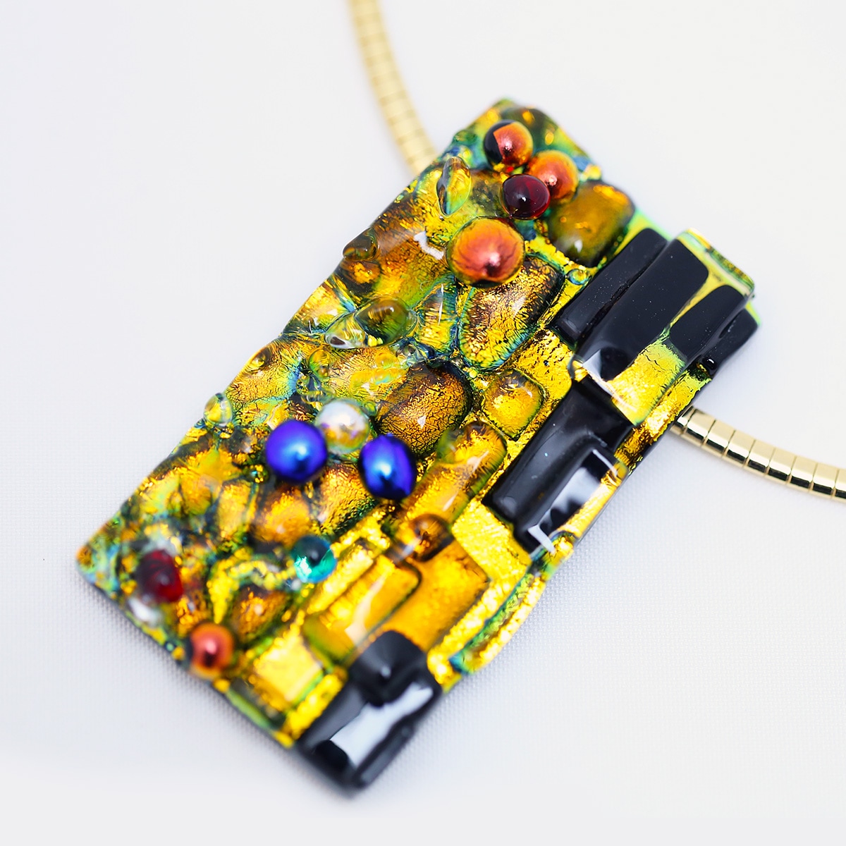 クリムト《接吻》＞ネックレス | ayanofukumura | ものとアート 公式通販