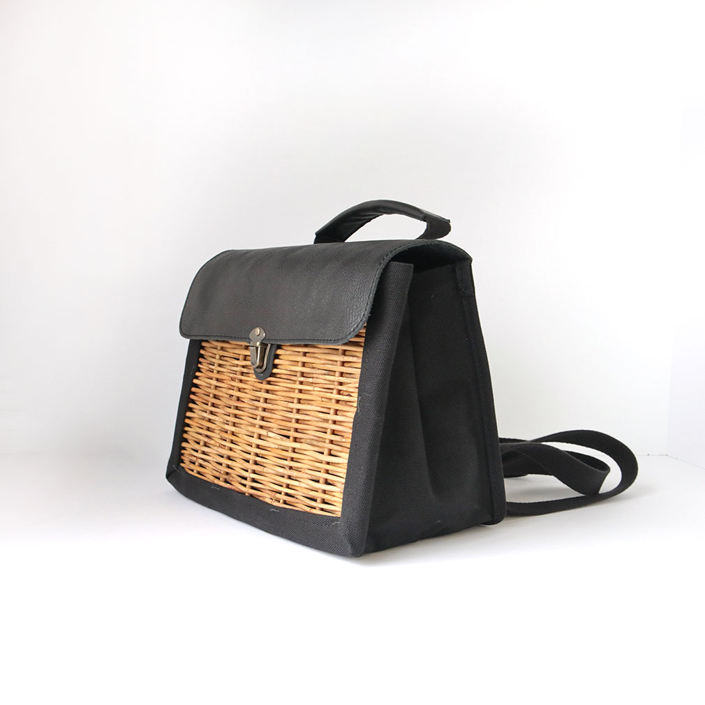 新仕様モデル）3wayで使える革とカゴのリュック【革とカゴとクボ